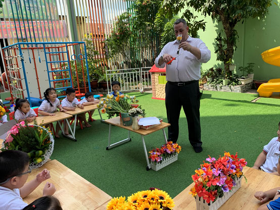 Ngày Quốc Tế Phụ Nữ 8-3 Happy Women’s Day