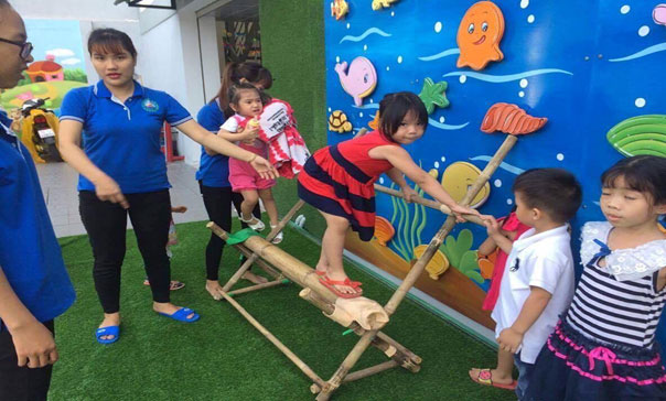 Khởi động chương trình “ bé & các hoạt động dân gian”