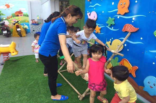 Khởi động chương trình “ bé & các hoạt động dân gian”