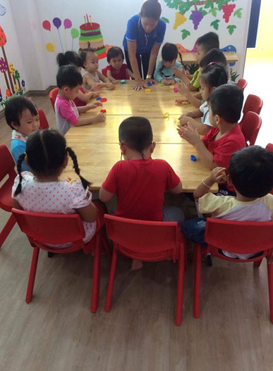 Pororo với những hoạt động tại lớp