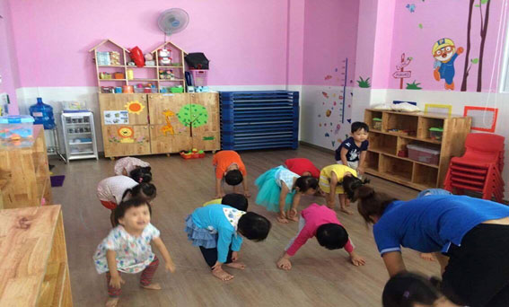 Pororo với những hoạt động tại lớp